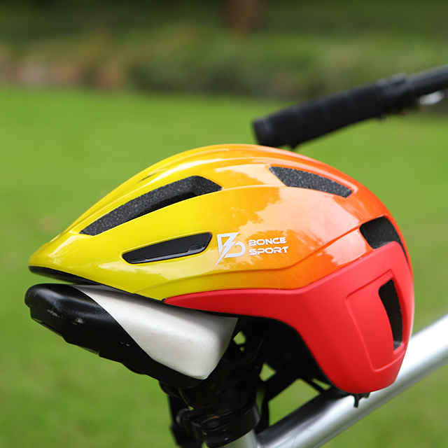 男女通用山地安全自行车头盔